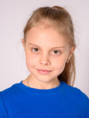 Ева Петрова,